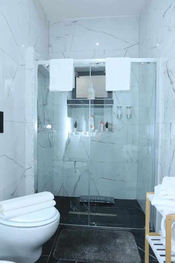 Santi House Apartment Catania 0*,